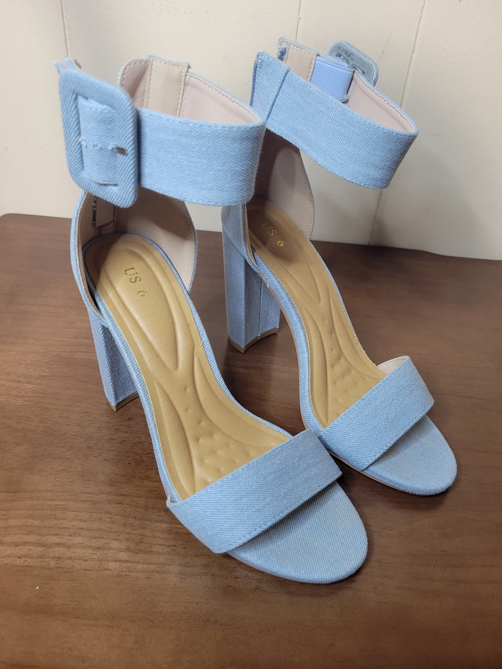 Light Blue Ankle Strap Block Heel Sandals - Women Size 6
